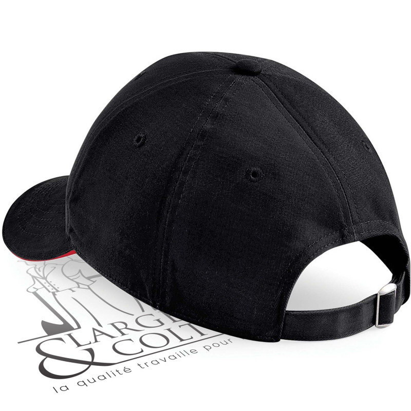 Casquette boucle métallique