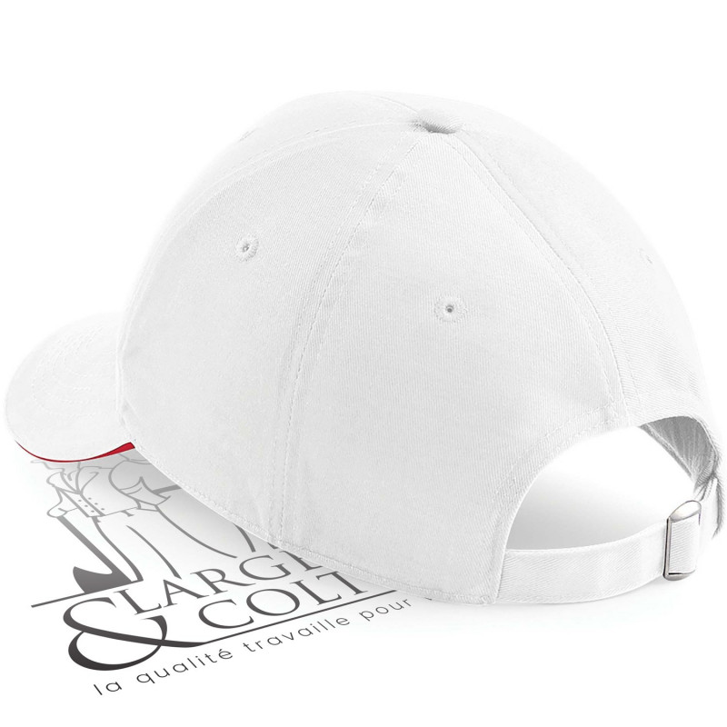 Casquette boucle métallique