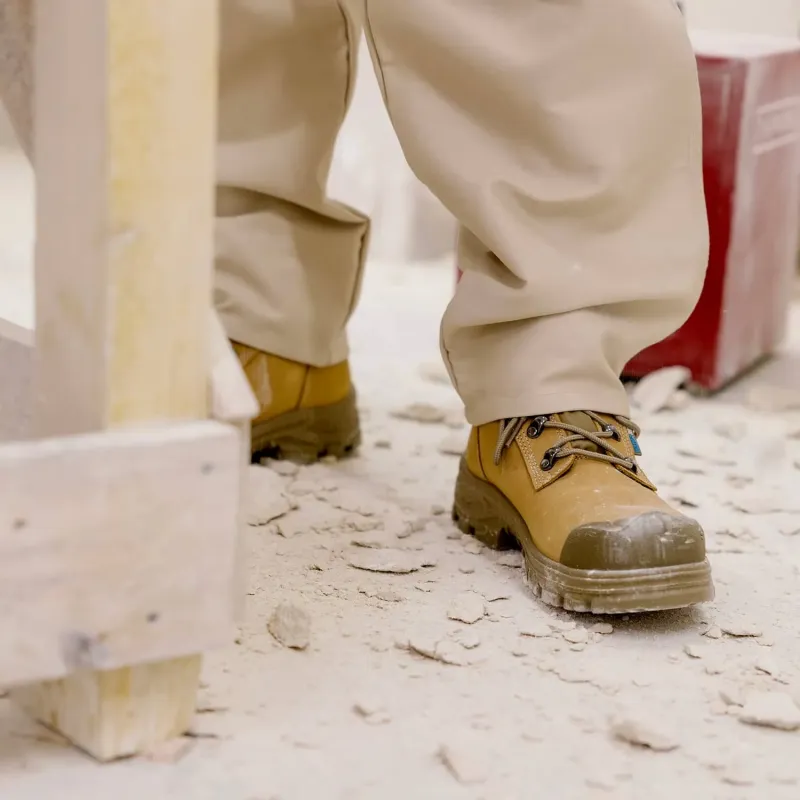 Chaussures de sécurité montante XPER S3 SRC S.24