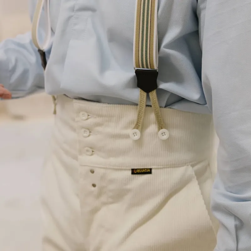 Largeot velours écru à taille haute Le Laboureur – pièce mode en velours luxueux et design contemporain