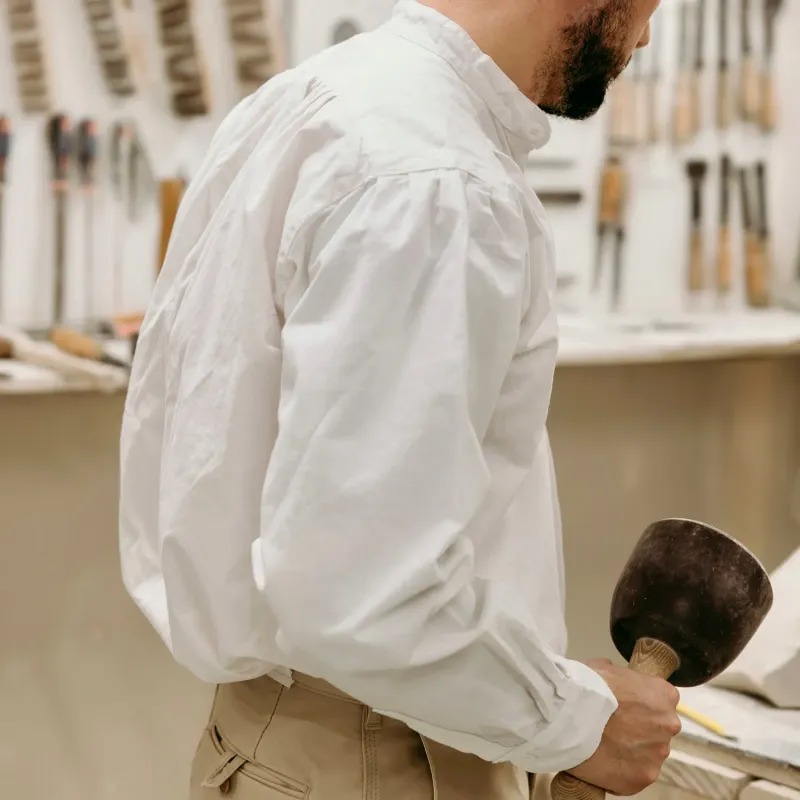 Chemise plissée artiste – design innovant et élégance pour une allure artistique