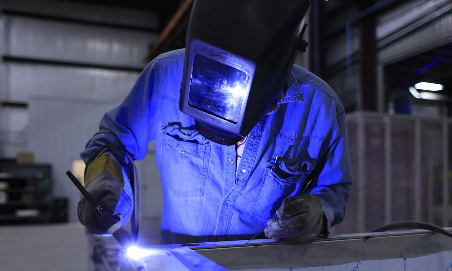 vêtement bleu de travail