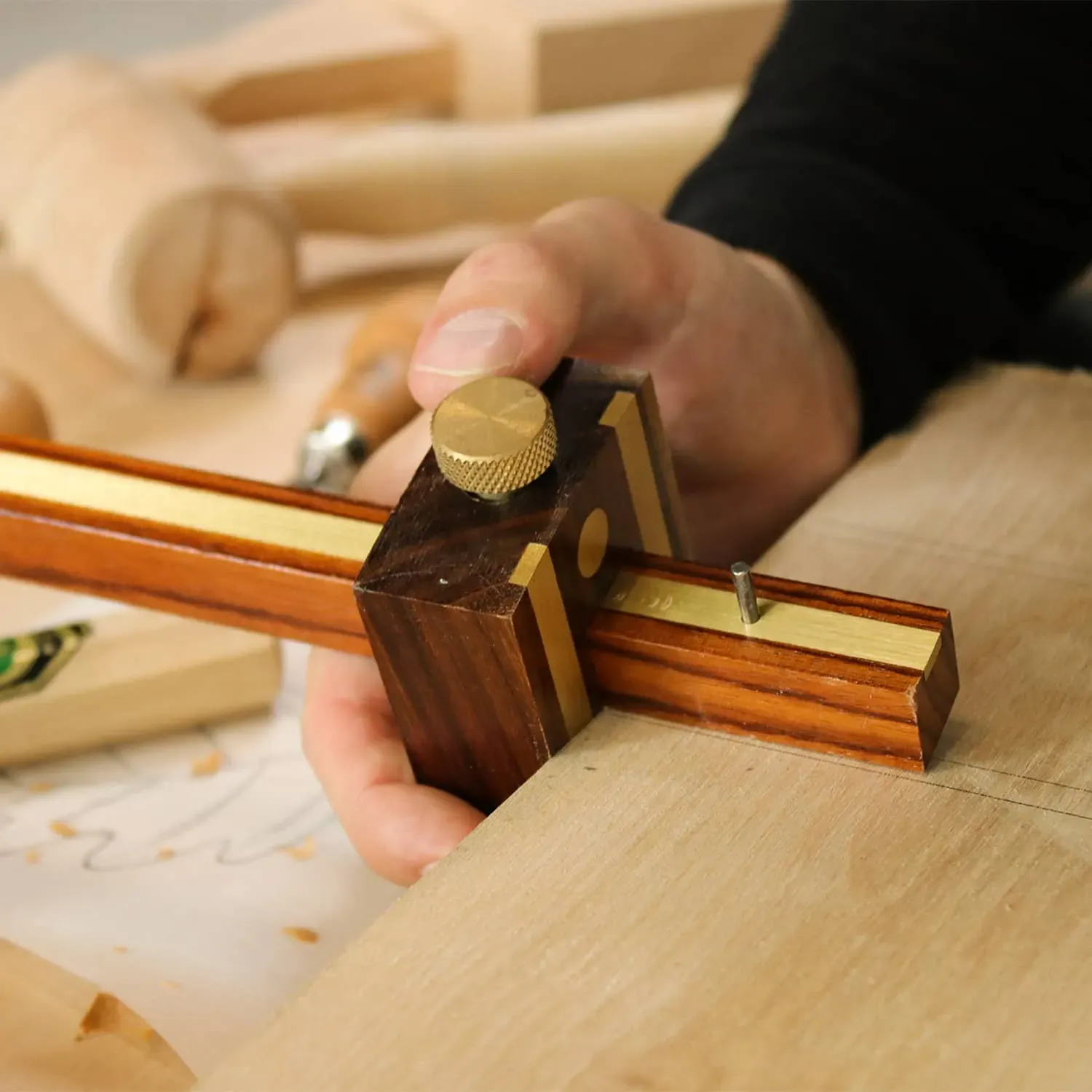 Trusquin en bois pour menuisiers - Largeot & Coltin