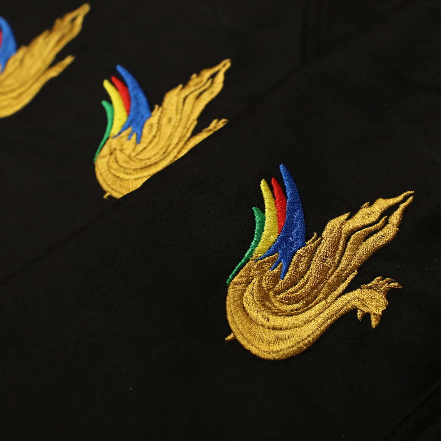 Broderie pour les vetements liturgiques de Jean-Charles de Castelbajac